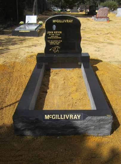 Full Monument FMM-09